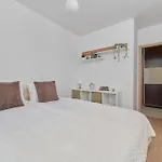 Cozy Apartment Klimasa With Balcony In Wroclaw By Noclegi Renters