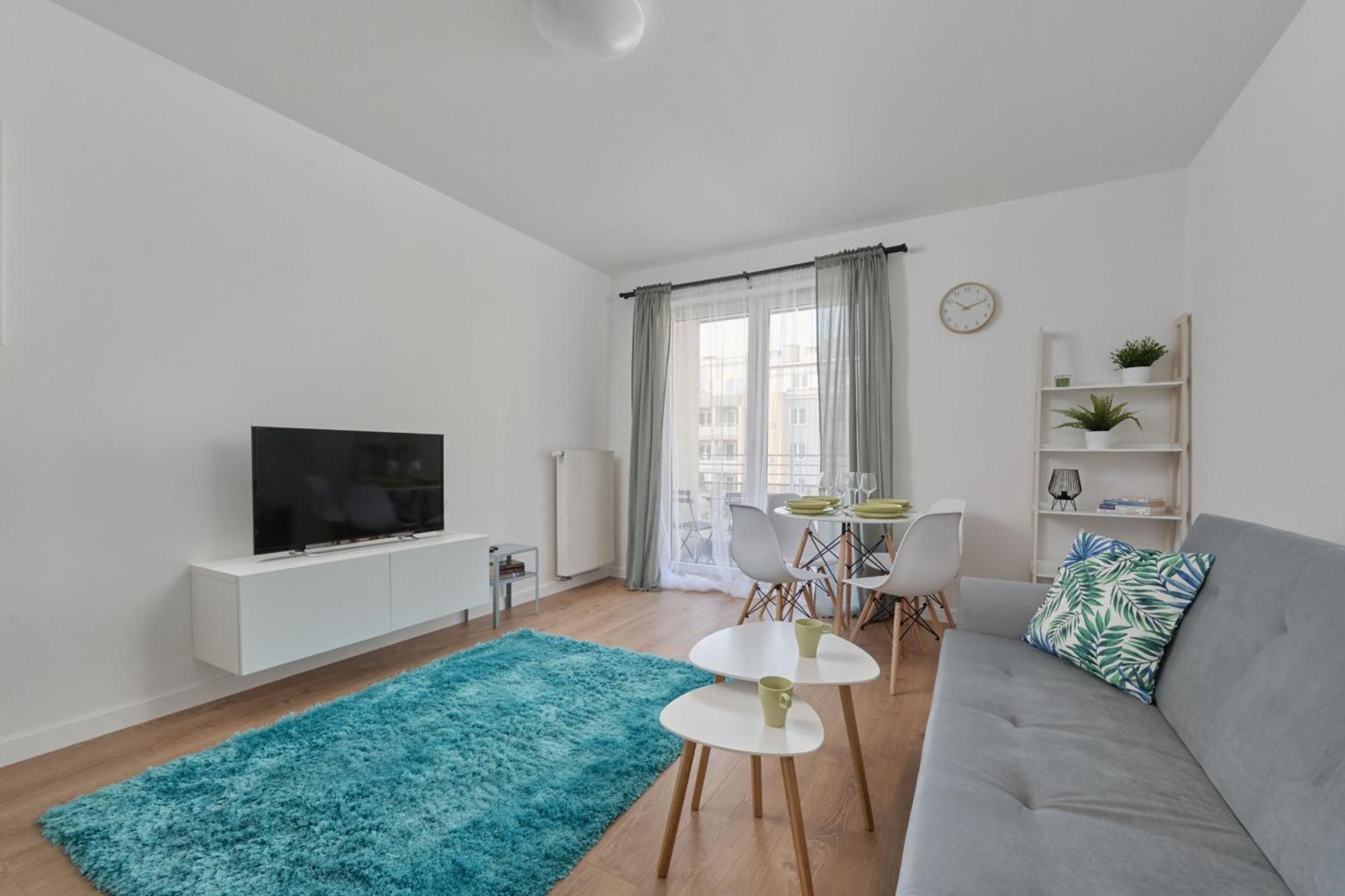 Cozy Klimasa With Balcony In By Renters Apartament